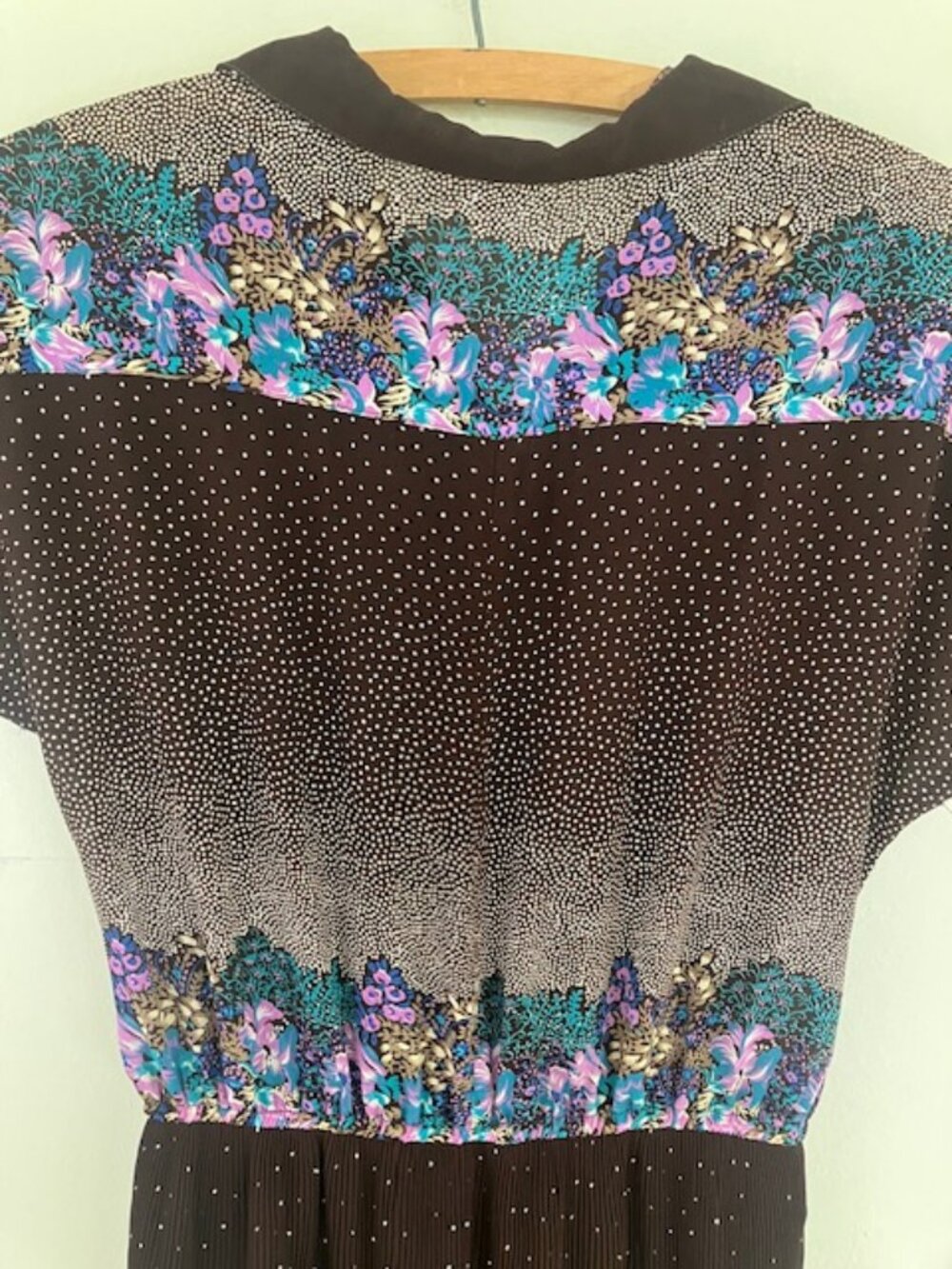 beautiful vintage brown floral dress